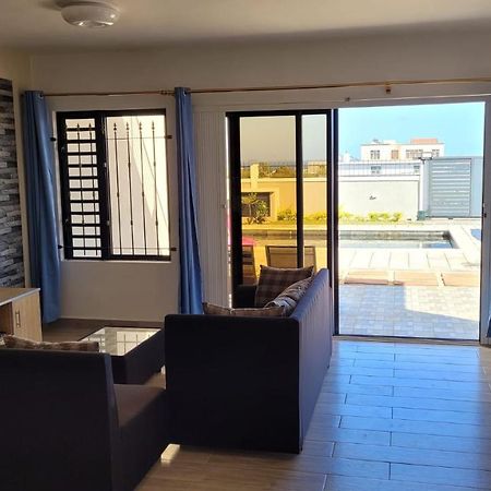 Coquette Villa Avec Piscine Flic en Flac Екстер'єр фото